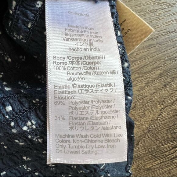 Madewell Lucie Smocked Tank Top in Bandana Flower Size Small Navy Blue White - Picture 12 of 16